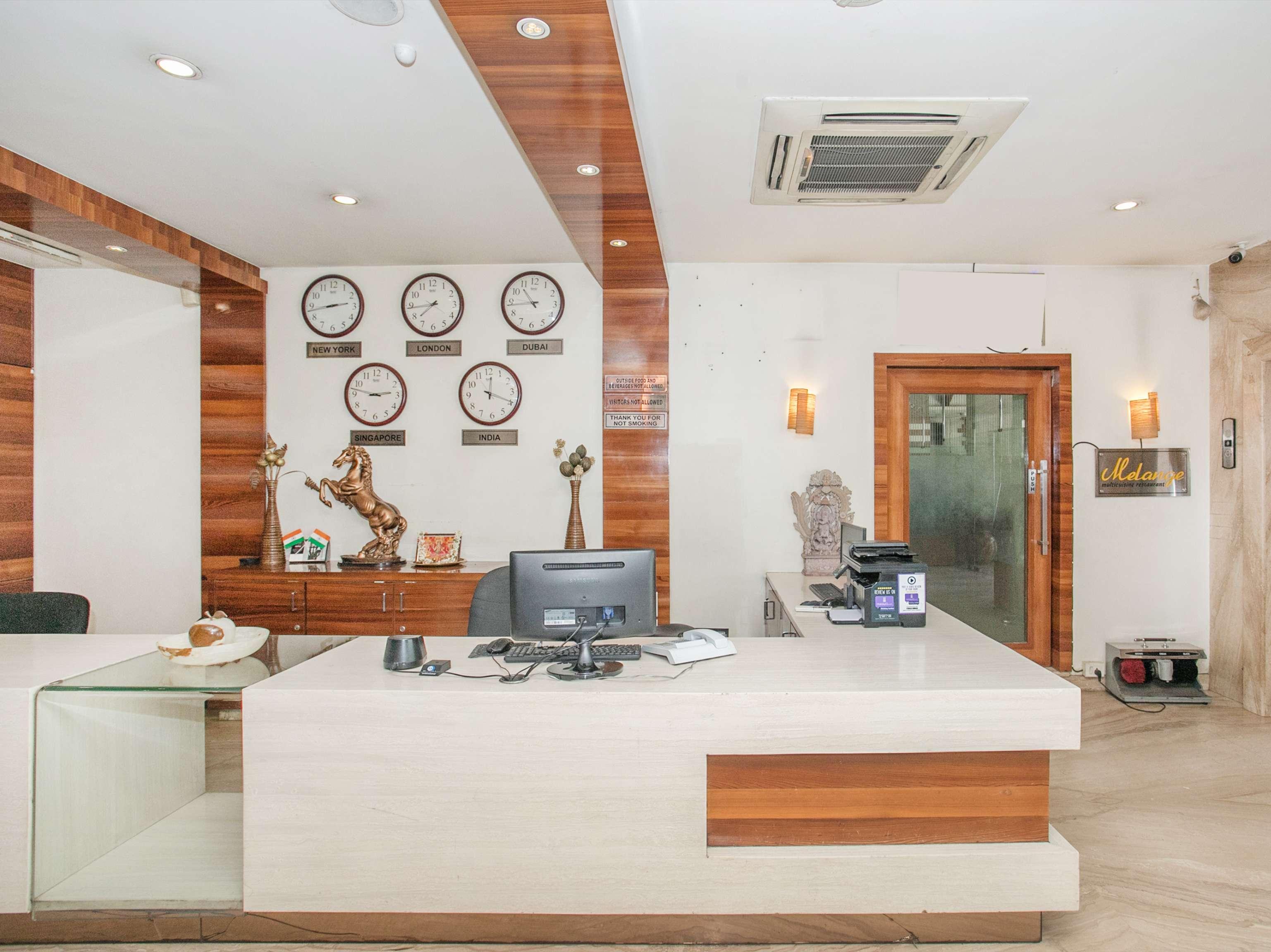 Capital O 14972 Hotel Ekaa Bangalore Bagian luar foto
