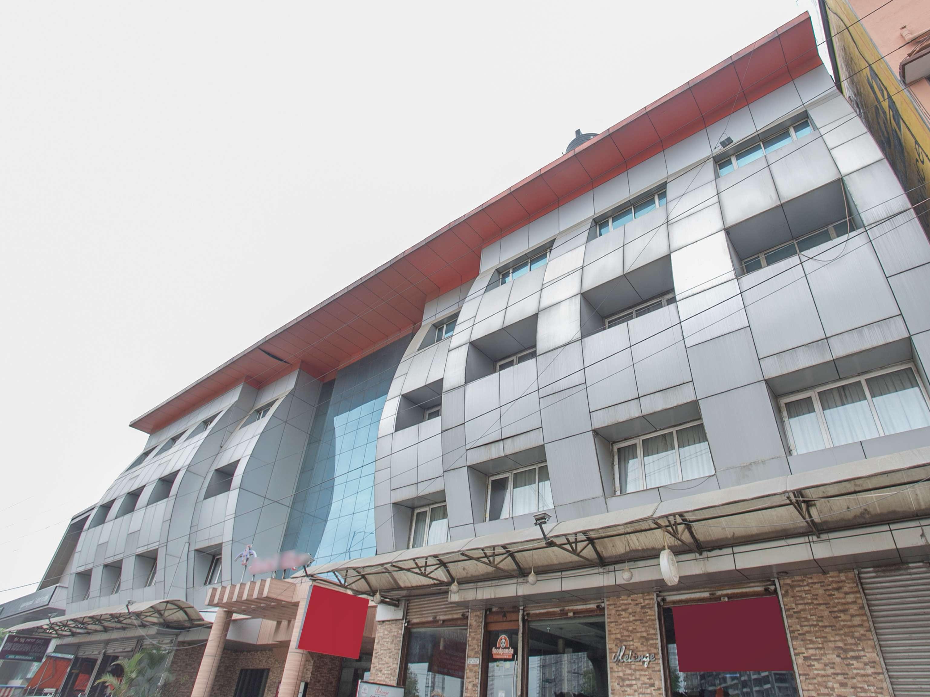 Capital O 14972 Hotel Ekaa Bangalore Bagian luar foto