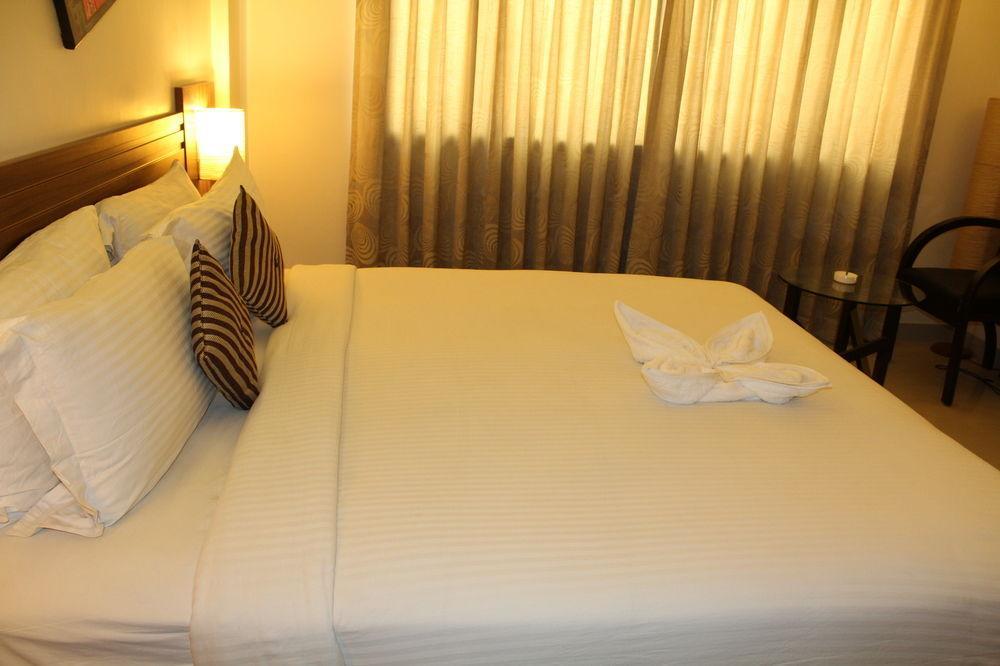 Capital O 14972 Hotel Ekaa Bangalore Bagian luar foto