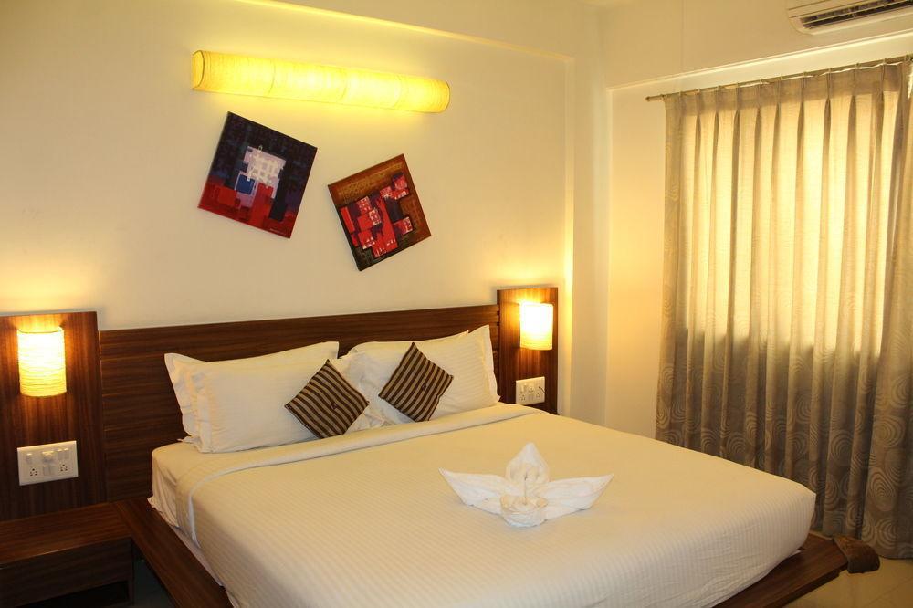 Capital O 14972 Hotel Ekaa Bangalore Bagian luar foto
