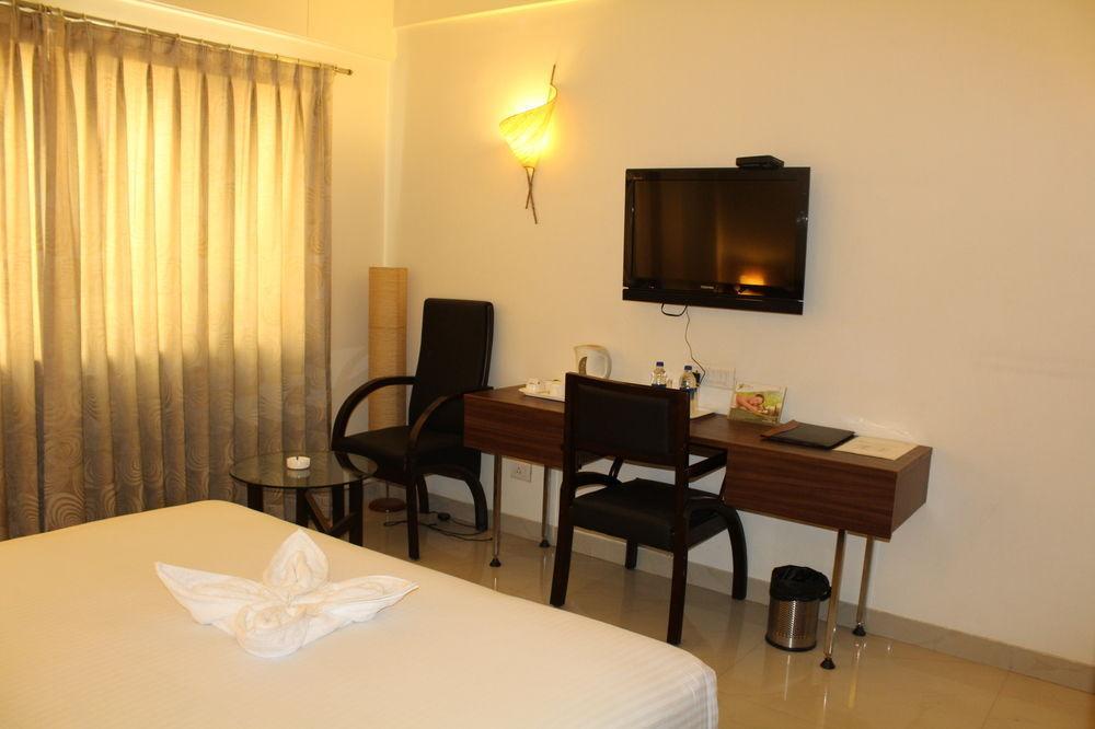 Capital O 14972 Hotel Ekaa Bangalore Bagian luar foto
