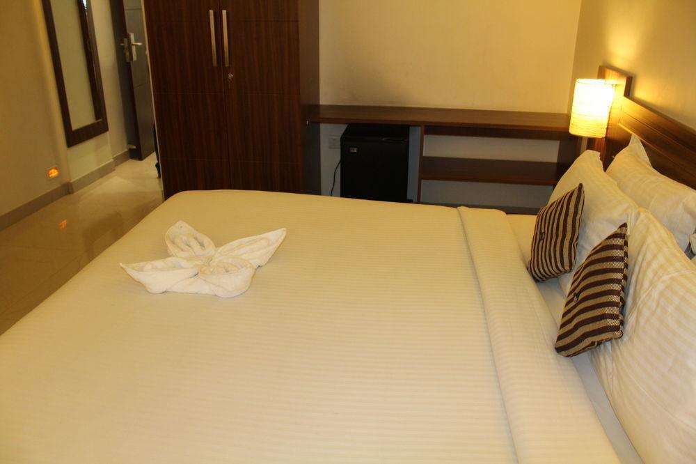 Capital O 14972 Hotel Ekaa Bangalore Bagian luar foto